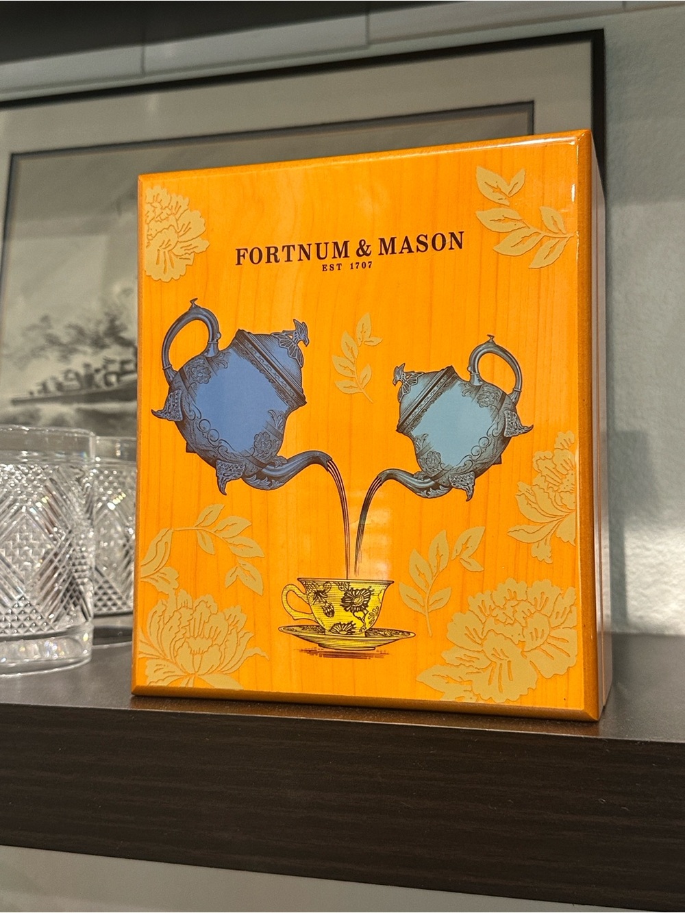FORTNUM & MASON lacquered wood Tea Gift Box empty chest decor blue teapot cup - Picture 9 of 16
